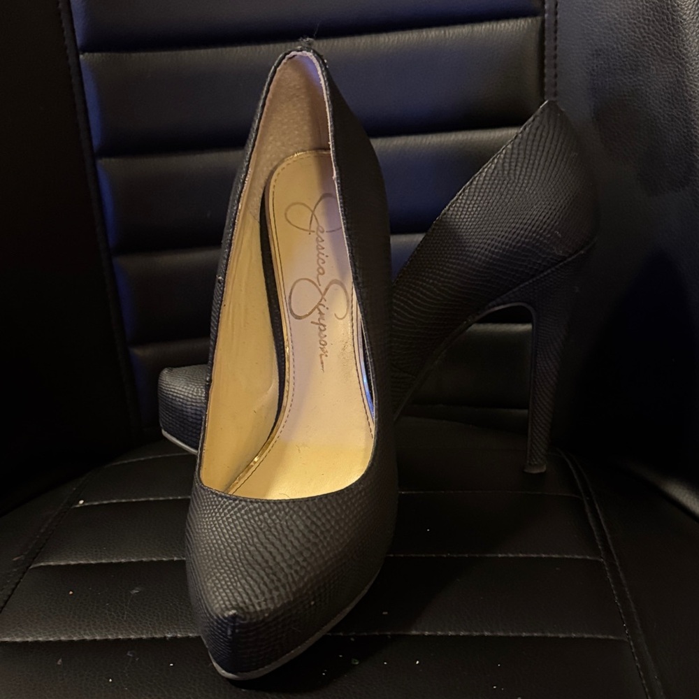 Jessica Simpson Elegant Black High Heels